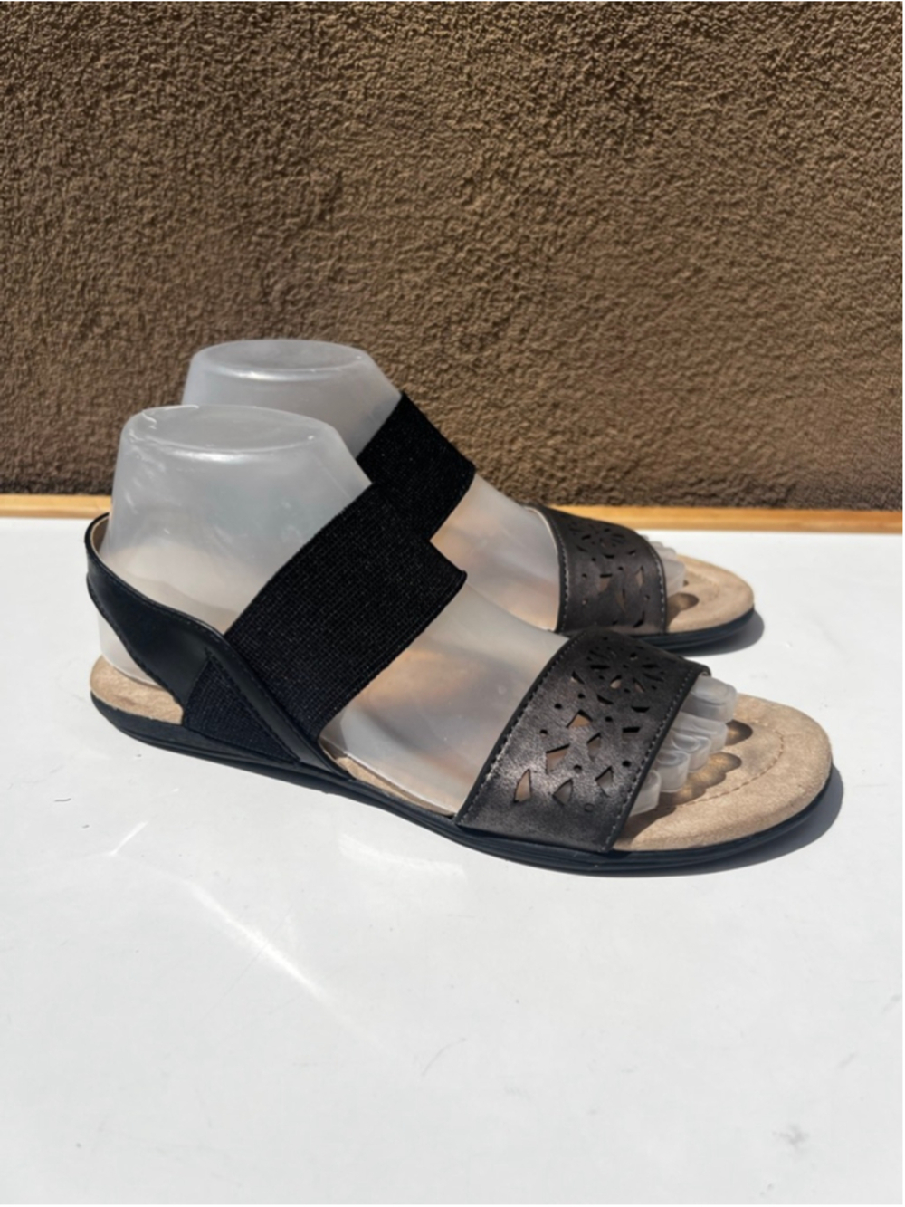 Earth Spirit Sandals Womens Size 7 Daisy Flats Stretchy Ankle Strap